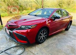 تۆیۆتا کامری